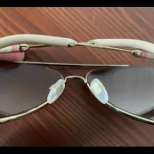 Authentic BURBERRY Blonde Aviator Sunglasses with hard case Burberry | Accessories | Authentic Burberry Blonde Aviator  main image 4